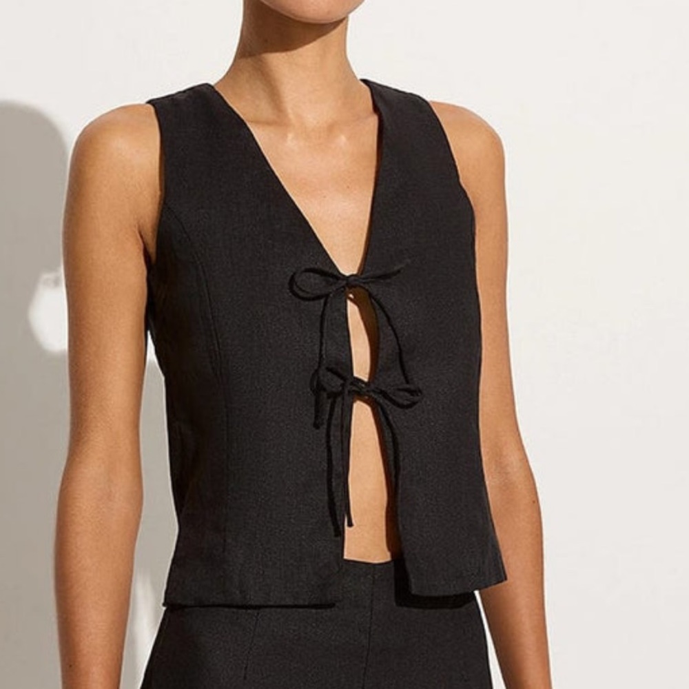 Faithfull the Brand linen tie Elfie top in black. Size 8/L